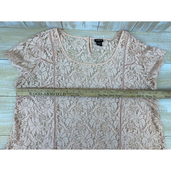 Torrid Pale Peach Pullover ALL LACE Sheer Scoop Neck Top Size 0 - Picture 4 of 7